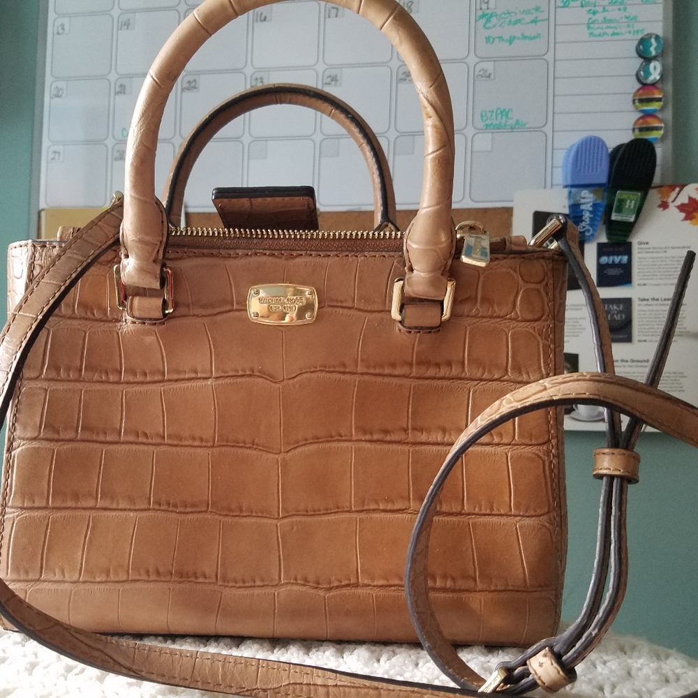 Michael Kors Medium Crossbody Purse